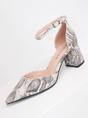 Смотреть модные образы с валберриз с Туфли (артикул 341907760)