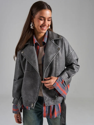 Смотреть модные образы с валберриз с Куртка (артикул 310842800)