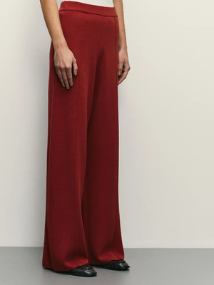 Смотреть модные образы с валберриз с Брюки (артикул 327979396)