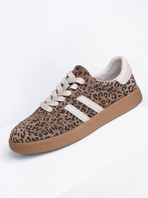 Смотреть модные образы с валберриз с Кеды (артикул 338489166)