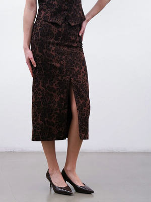 Смотреть модные образы с валберриз с Юбка (артикул 323253119)