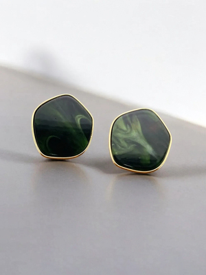 Смотреть модные образы с валберриз с Серьги (артикул 322688468)