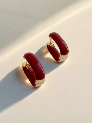 Смотреть модные образы с валберриз с Серьги (артикул 322309148)