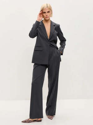 Смотреть модные образы с валберриз с Костюм (артикул 142144342)