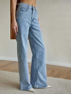 Смотреть модные образы с валберриз с Джинсы (артикул 355335363)