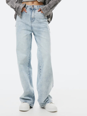 Смотреть модные образы с валберриз с Джинсы (артикул 235490628)