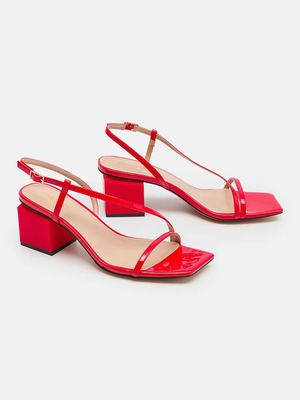 Смотреть модные образы с валберриз с Босоножки (артикул 360435353)