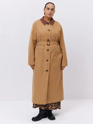 Смотреть модные образы с валберриз с Плащ (артикул 325916766)