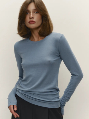 Смотреть модные образы с валберриз с Лонгслив (артикул 269006511)