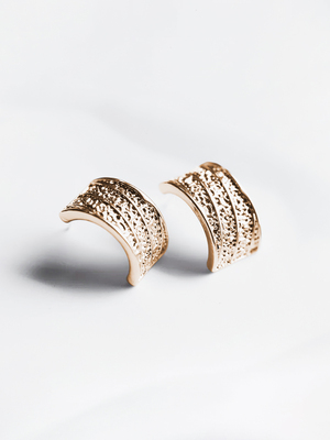 Смотреть модные образы с валберриз с Серьги (артикул 274383277)