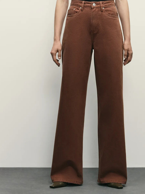 Смотреть модные образы с валберриз с Джинсы (артикул 318416118)