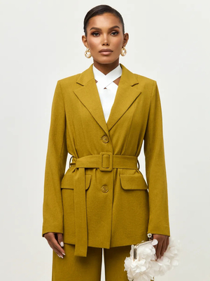 Смотреть модные образы с валберриз с Жакет (артикул 388113127)