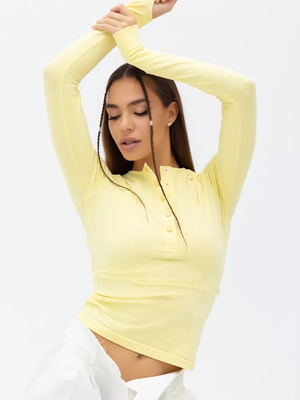 Смотреть модные образы с валберриз с Лонгслив (артикул 263910035)