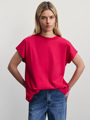 Смотреть образы с Футболка (артикул 370284368)