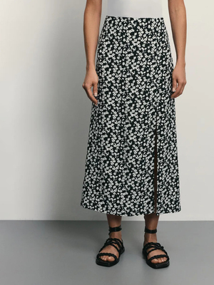 Смотреть модные образы с валберриз с Юбка (артикул 370382593)