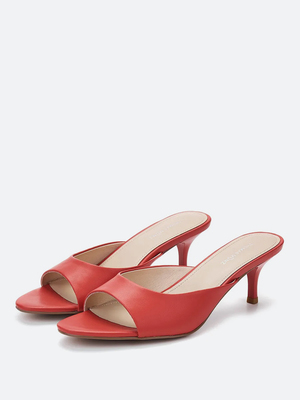 Смотреть модные образы с валберриз с Мюли (артикул 380904806)