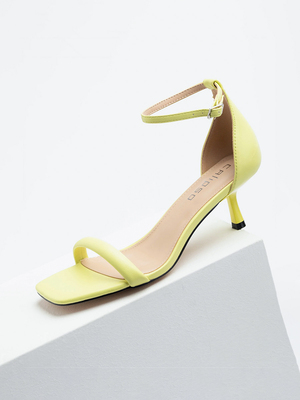 Смотреть образы с Босоножки (артикул 389615835)