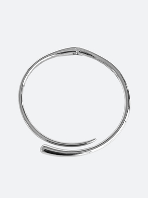 Смотреть модные образы с валберриз с Колье (артикул 385621272)