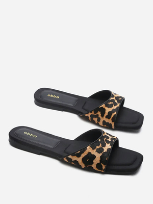 Смотреть модные образы с валберриз с Шлепанцы (артикул 305461391)