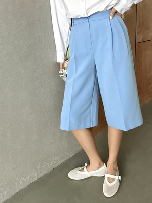 Смотреть модные образы с валберриз с Шорты (артикул 379552132)