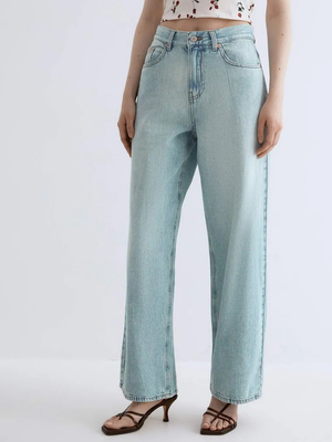 Смотреть модные образы с валберриз с Джинсы (артикул 399773293)