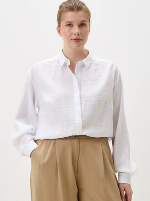 Смотреть модные образы с валберриз с Рубашка (артикул 378557137)