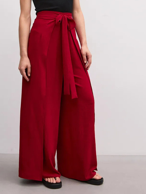 Смотреть модные образы с валберриз с Брюки (артикул 418257848)