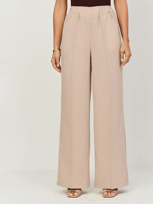 Смотреть модные образы с валберриз с Брюки (артикул 399198288)