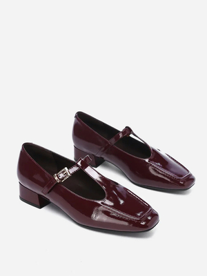 Смотреть образы с Туфли (артикул 379460797)