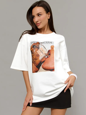 Смотреть модные образы с валберриз с Футболка (артикул 322197817)