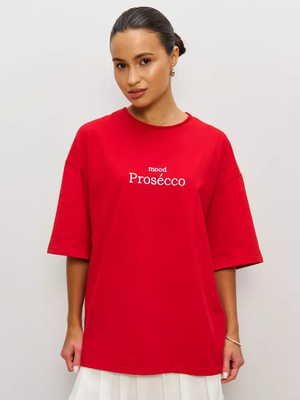 Смотреть модные образы с валберриз с Футболка (артикул 192803724)