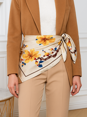 Смотреть модные образы с валберриз с Платок (артикул 189283320)