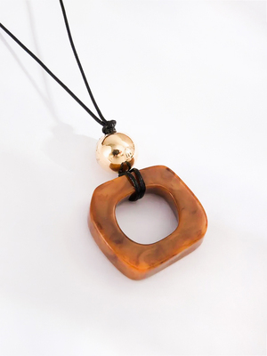 Смотреть модные образы с валберриз с Подвеска (артикул 363492384)