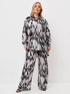 Смотреть образы с Костюм (артикул 217792195)