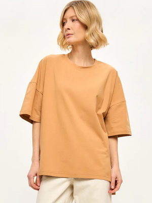 Смотреть модные образы с валберриз с Футболка (артикул 225544460)