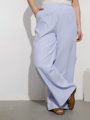 Смотреть образы с Брюки (артикул 402086982)