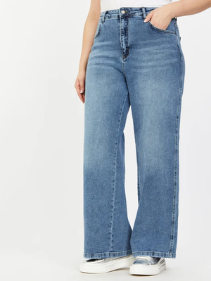 Смотреть образы с Джинсы (артикул 373627457)