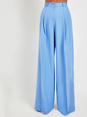 Смотреть модные образы с валберриз с Брюки (артикул 436613012)