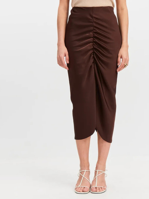 Смотреть модные образы с валберриз с Юбка (артикул 451154703)