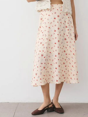 Смотреть модные образы с валберриз с Юбка (артикул 419643443)