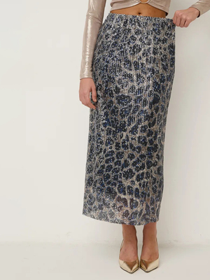 Смотреть модные образы с валберриз с Юбка (артикул 285315391)