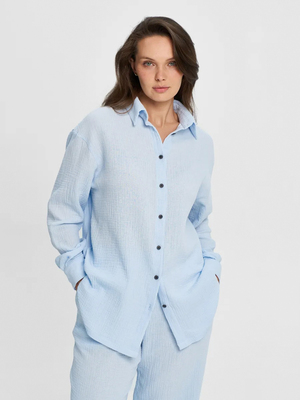 Смотреть модные образы с валберриз с Рубашка (артикул 385150184)