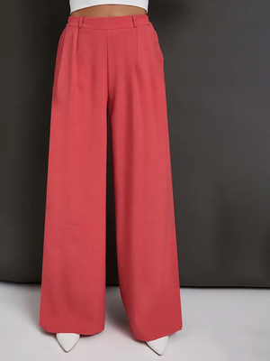 Смотреть модные образы с валберриз с Брюки (артикул 397827317)