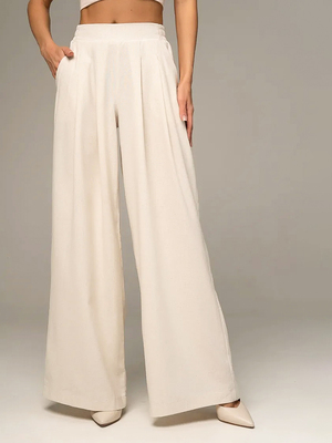 Смотреть модные образы с валберриз с Брюки (артикул 387640521)