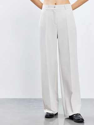 Смотреть модные образы с валберриз с Брюки (артикул 229786937)