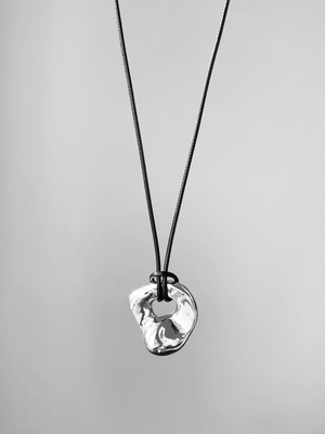 Смотреть модные образы с валберриз с Кулон (артикул 420640313)