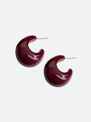 Смотреть модные образы с валберриз с Серьги (артикул 322343240)