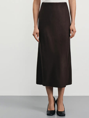 Смотреть модные образы с валберриз с Юбка (артикул 473525371)