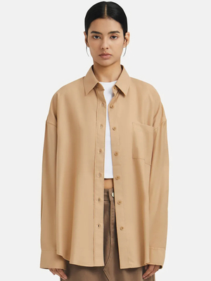 Смотреть модные образы с валберриз с Рубашка (артикул 321933908)