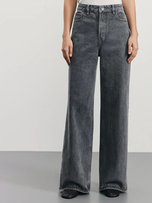 Смотреть модные образы с валберриз с Джинсы (артикул 467433520)